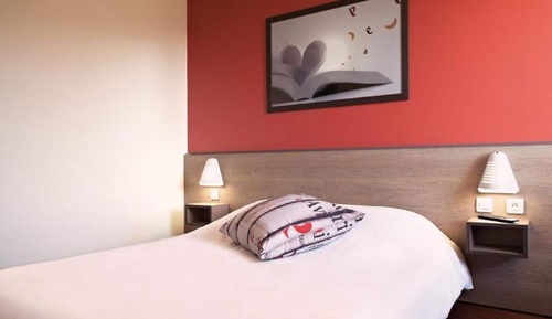 Double Room (Accessible aux Personnes à Mobilité R)