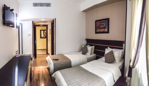 Classic Twin Room