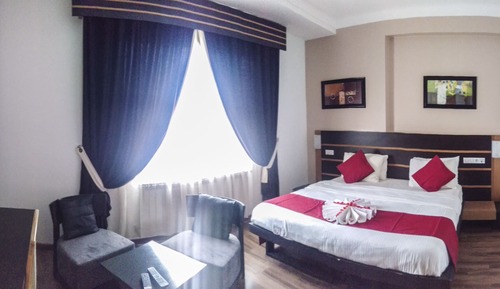 Standard Suite