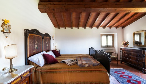 Classic Apartment, 2 Bedrooms, Private Bathroom, Garden Area