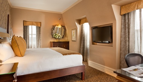 Classic Room, 1 King Bed