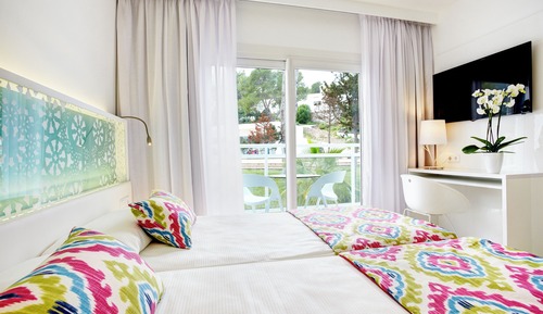 Double Room, Balcony