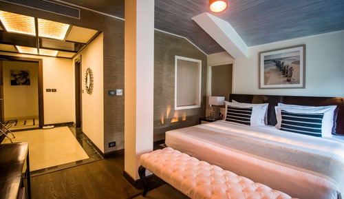 3 Bedroom Ocean View Presidential  Villa