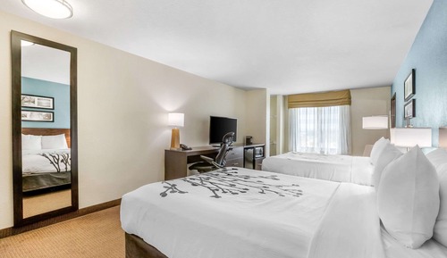 Room, 2 Queen Beds, Accessible, Non Smoking