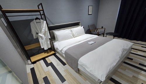 Double Room, City View, Late Check-out