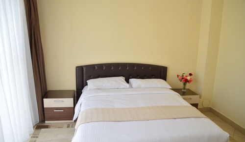 City Apartment, 1 Bedroom, Balcony, Garden View