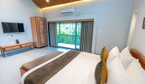 Luxury Cottage, Resort View