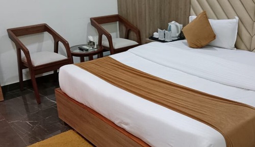 Deluxe Double Room, City View