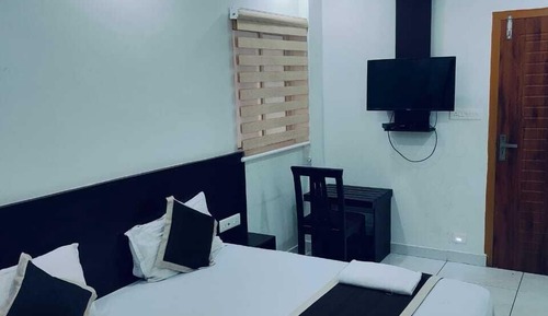 Standard double room with fan