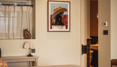 Hideout Suite