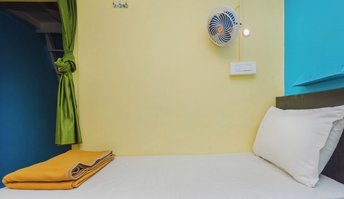 Basic Shared Dormitory, Mixed Dorm