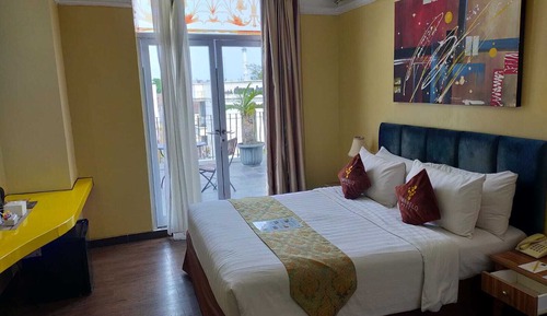 Comfort Double Room, Balcony, City View