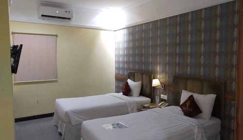 Basic Twin Room