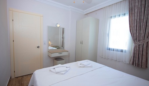Junior Apartment, 2 Bedrooms, Pool View
