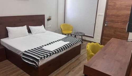 Deluxe Room, Balcony, City View