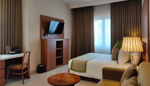 Deluxe Room, 1 King Bed, Non Smoking