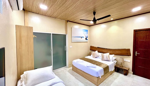 Deluxe Triple Room