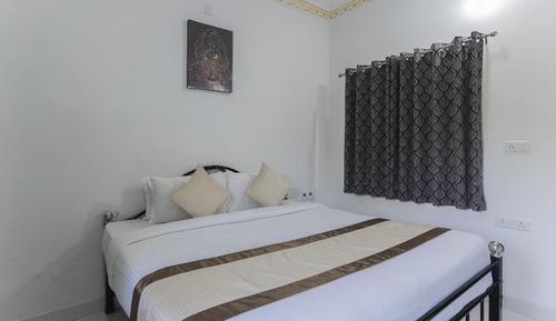 Deluxe Room, Multiple Bedrooms, Balcony, Mountain View