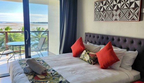 Room (Seafront)