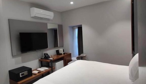 Classic Double Room, 1 King Bed