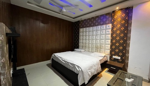Luxury Room