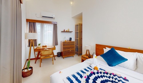 Comfort Bungalow, 1 King Bed, Garden View (Reefside)