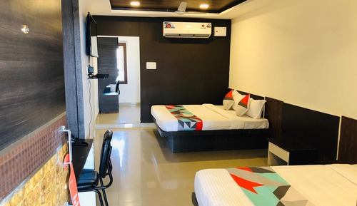 Classic Room, City View