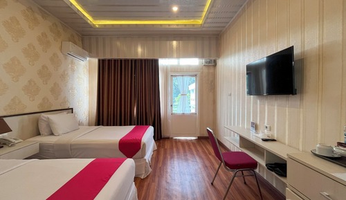 Superior Twin Room