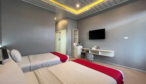 Deluxe Twin Room
