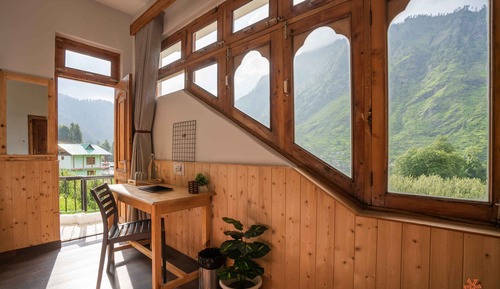 Standard Double Room, Balcony, Mountain View