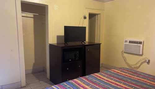 Basic Single Room