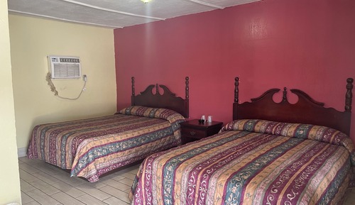 Basic Double Room, Microwave