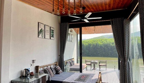 Comfort Bungalow, Hill View