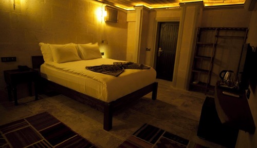 Standard Twin Room, Private Bathroom, Garden View