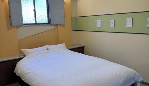 Basic Double Room, Non Smoking (Pet not allowed)