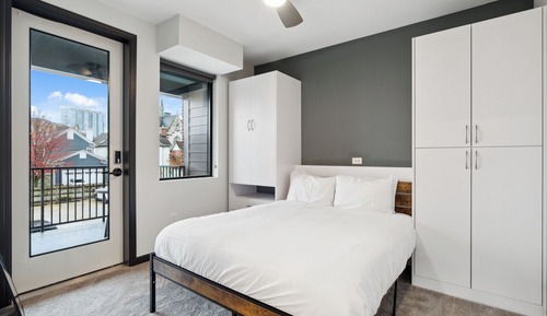 Deluxe Apartment