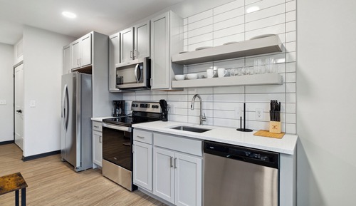 Deluxe Apartment