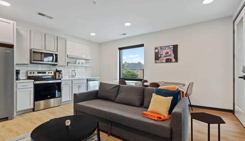 Deluxe Apartment