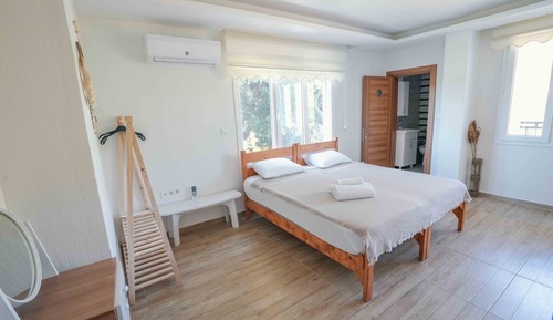 Classic Double Room, Balcony, Mountain View