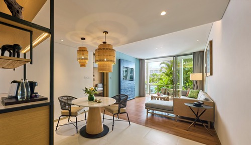Suite, 1 Bedroom, Pool Access