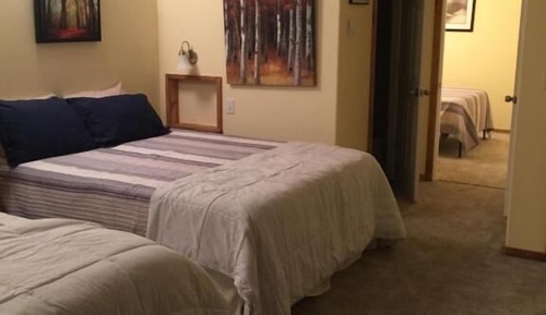 Grand Room, Multiple Beds, Mountain View
