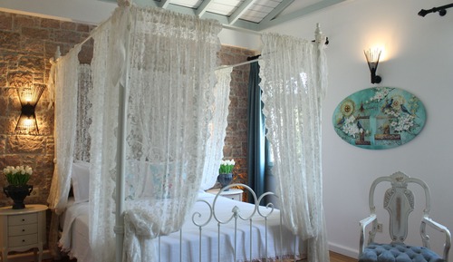 Honeymoon Studio Suite