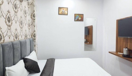 Classic Double Room, City View