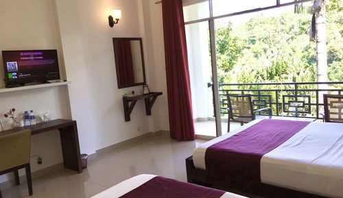 Deluxe Triple Room, Balcony, River View