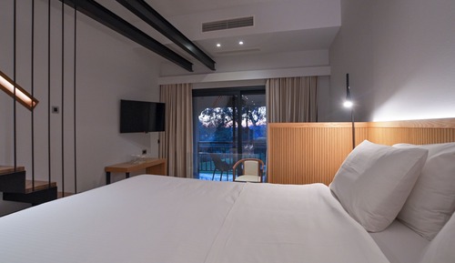 Family Suite, Balcony, Garden View