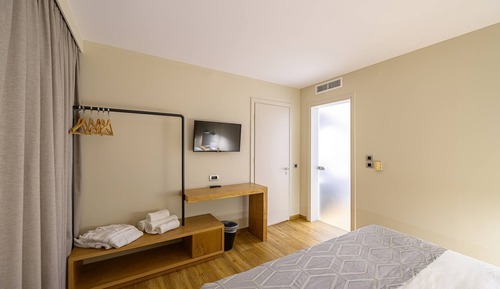 Junior Suite, Balcony, Garden View