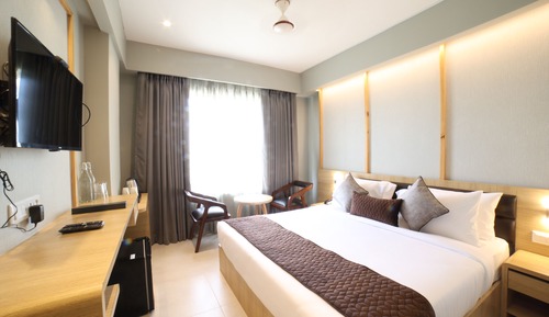 Premium King Room