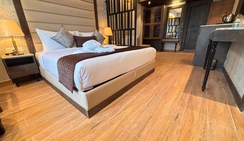 Suite Room