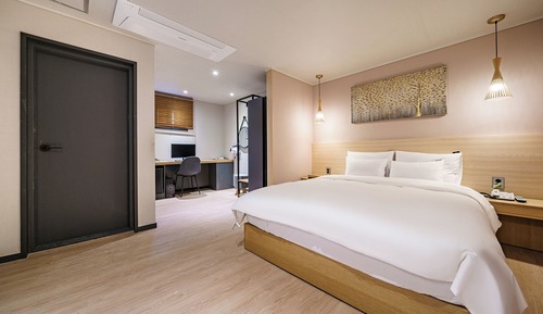 Exclusive Room