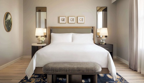 Fairmont, Room, 1 King Bed, Mobility Accessible, City View